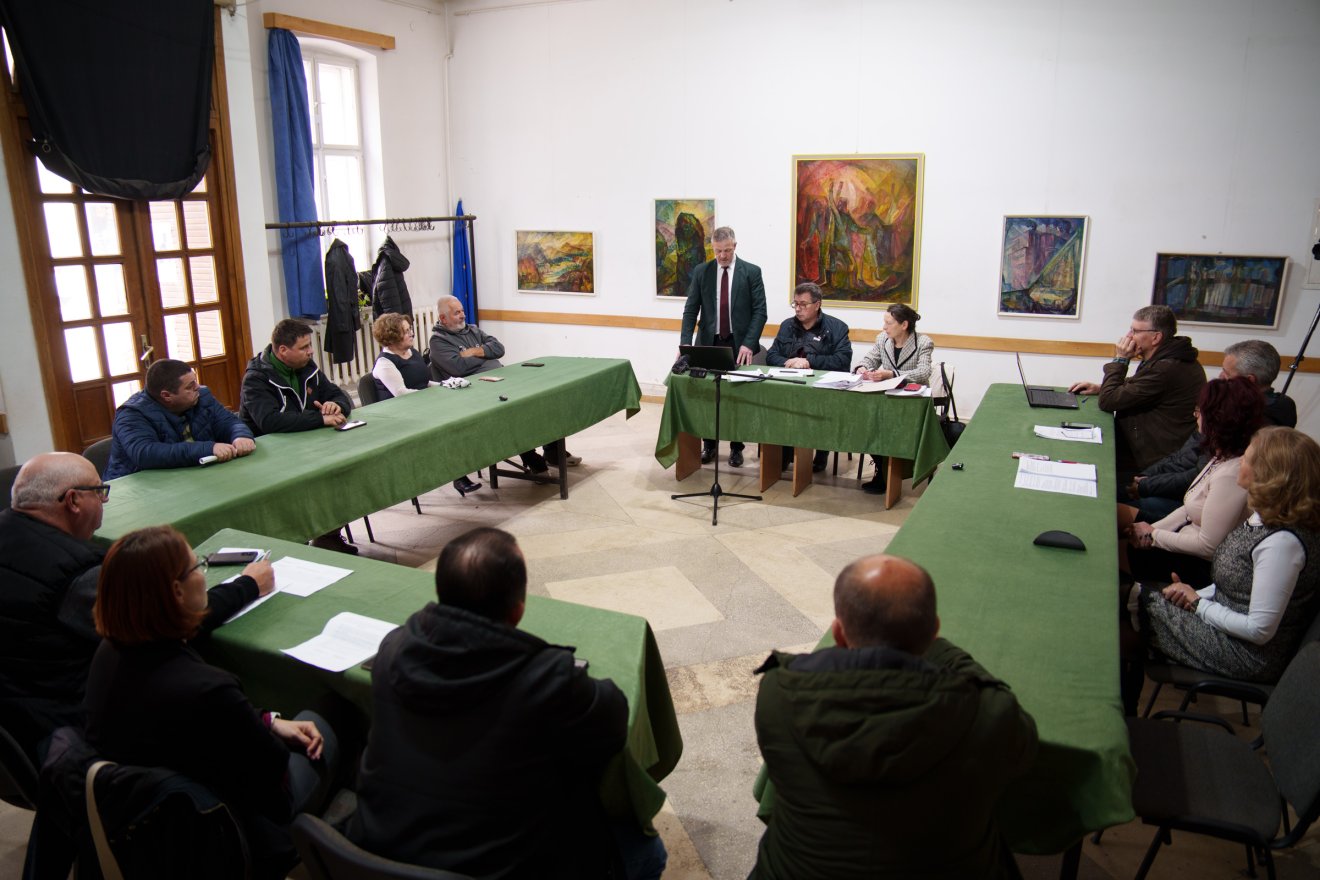Az önkormányzati képviselők nem vállalták a kockázatot •  Fotó: Tuchiluș Alex