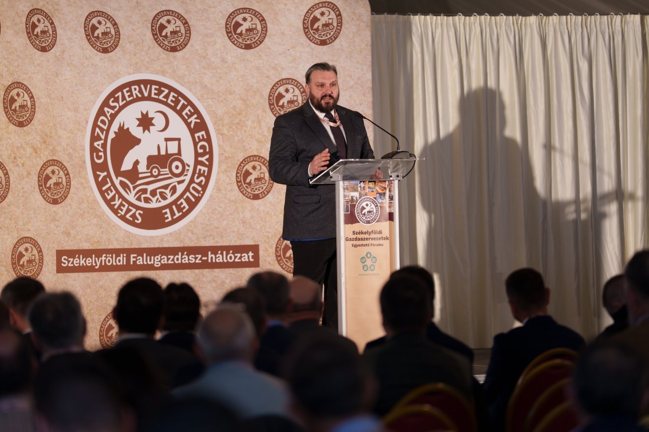 Ökrös Oszkár,  az Agrárminisztérium nemzetközi kapcsolatokért felelős helyettes államtitkára •  Fotó: Tuchiluș Alex