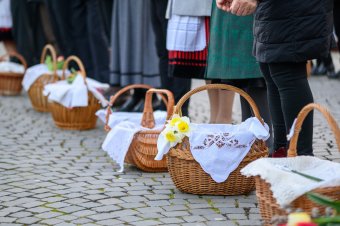 Húsvétvasárnapi ételszentelésre várják a híveket Sepsiszentgyörgyön