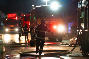 Tűz ütött ki egy marosvásárhelyi bevásárlóközpontban, embereket kellett kimenekíteni