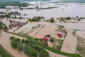 Háromszék árvíz sújtotta területeire látogat az ügyvivő miniszterelnök