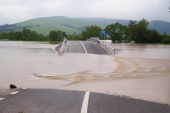 Elsőfokú árvízriasztás a Feketeügy háromszéki szakaszán