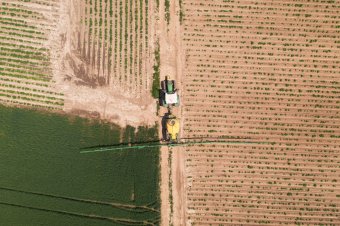 Mezőgazdasági szezonkezdés: a környezeti feltételek jók, a gazdaságiak rosszak