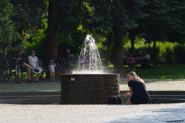 Egyik végletből a másikba fordul az időjárás a hónap második felében