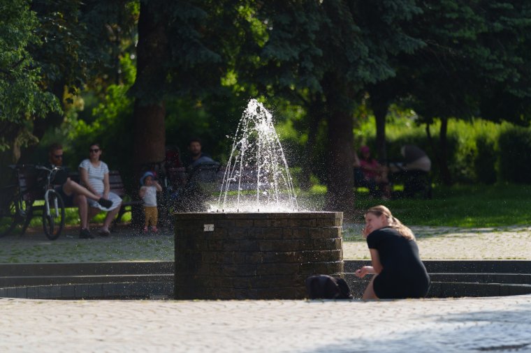 Ma délután már 30 fokos kánikula