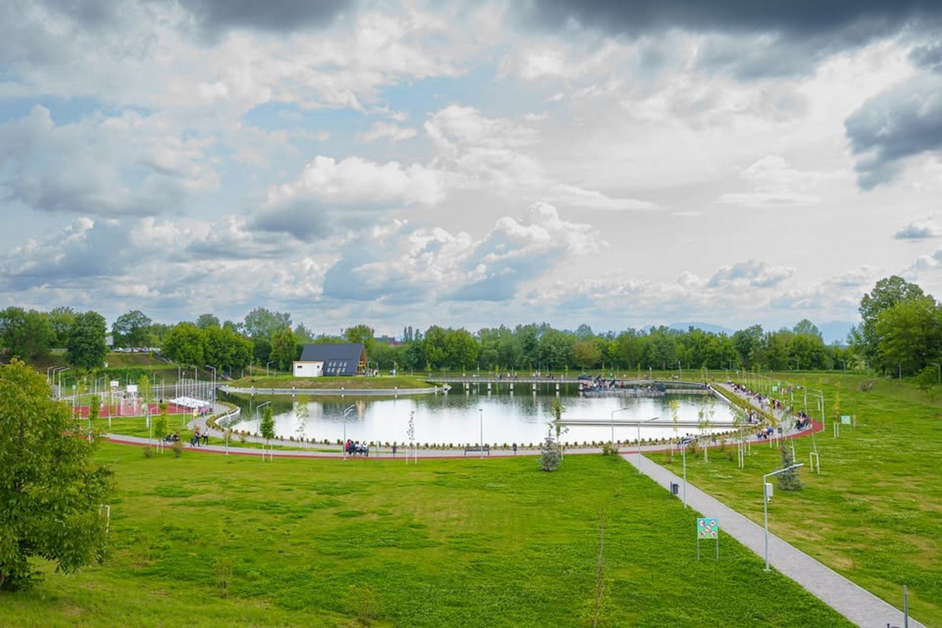 Szép új szabadidős övezetet kaptak az Állomás negyediek •  Fotó: Antal Árpád/Facebook