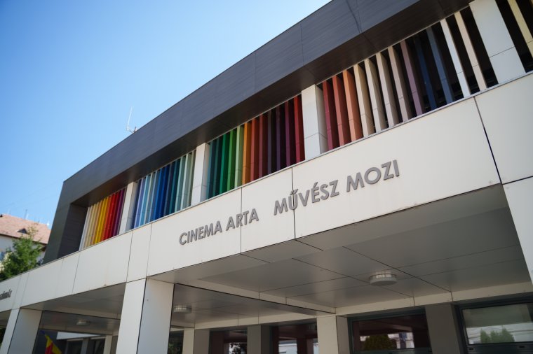 Átlátható honlappal, módosított jegyárakkal nyit a sepsiszentgyörgyi Művész Mozi