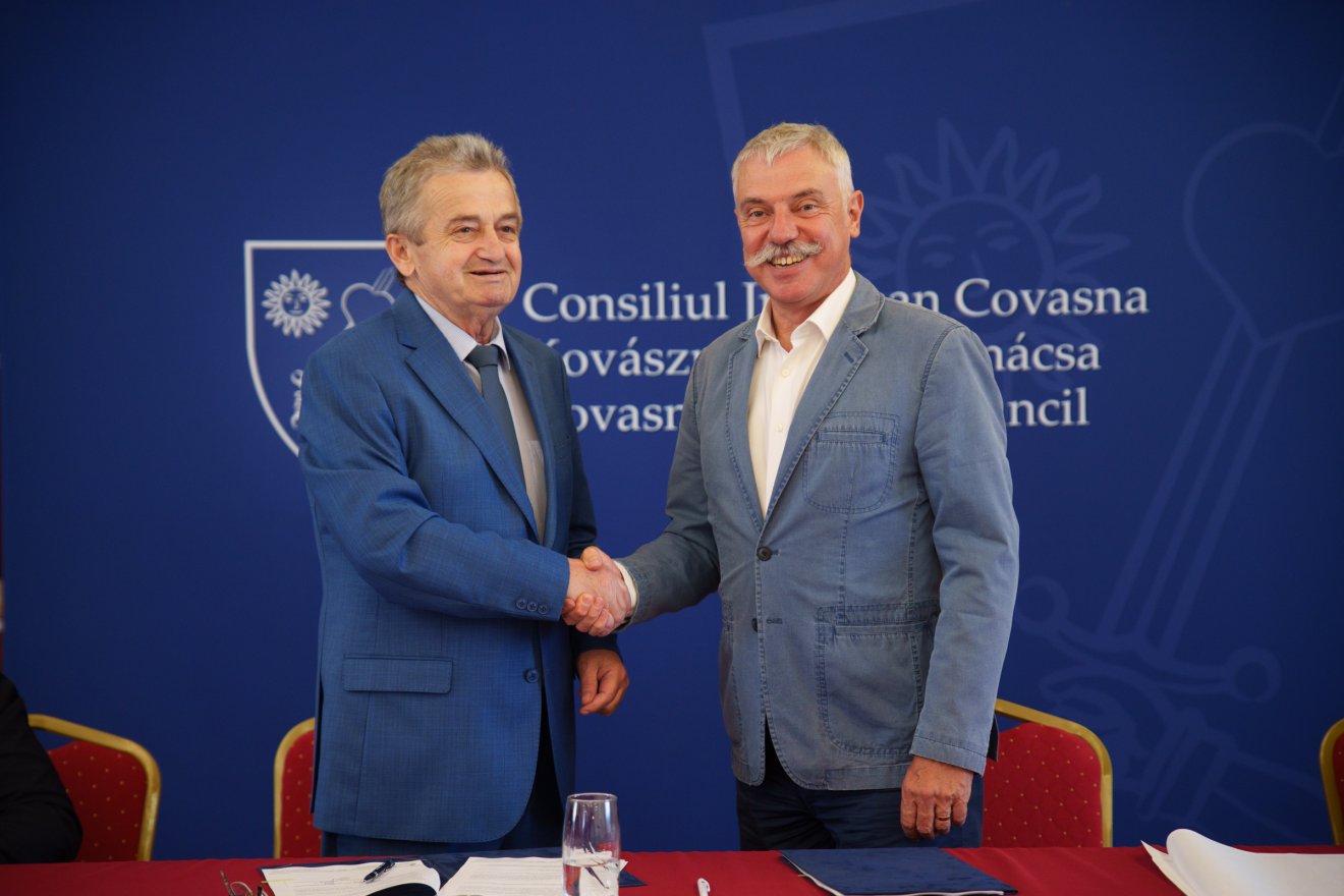 Aláírták Kézdiszék legnagyobb uniós beruházásának szerződését •  Fotó: Tuchiluș Alex