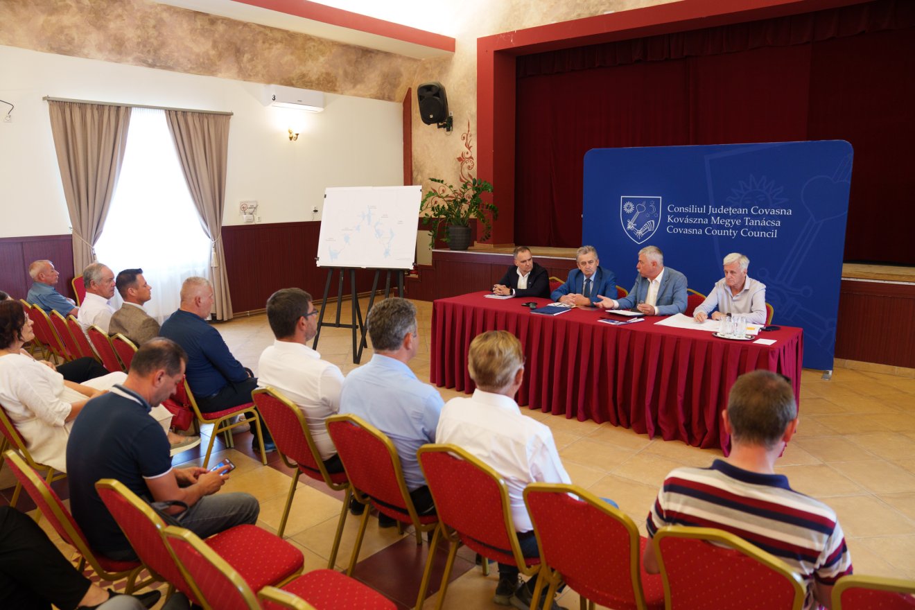 Az érintett települések polgármesterei is jelen voltak •  Fotó: Tuchiluș Alex
