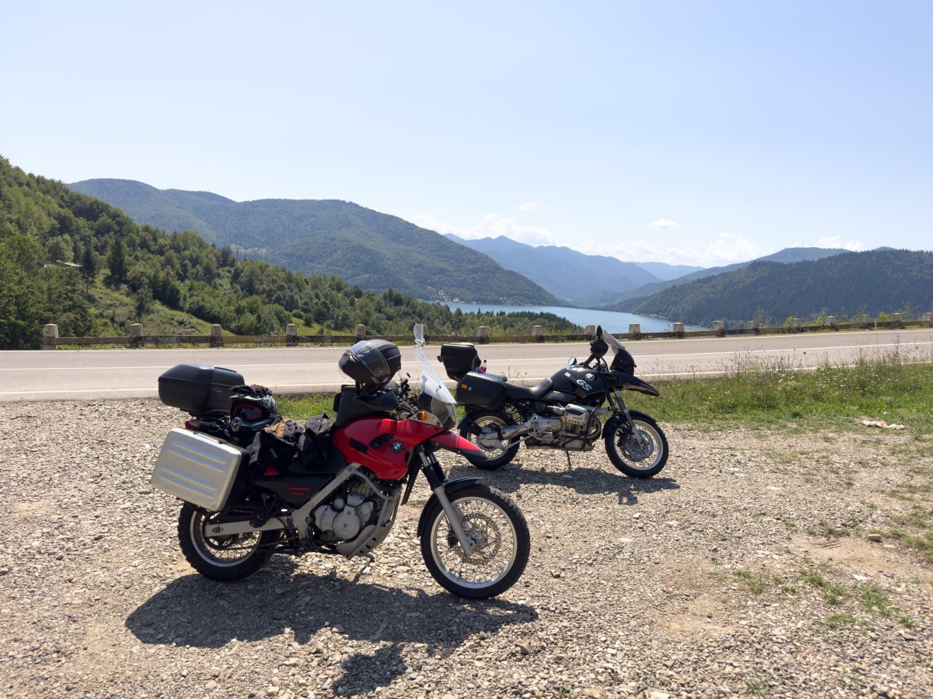 Hűséges motorjaink (BMW F650GS, BMW R1150GS) hibátlanul teljesítettek •  Fotó: Farkas Orsolya