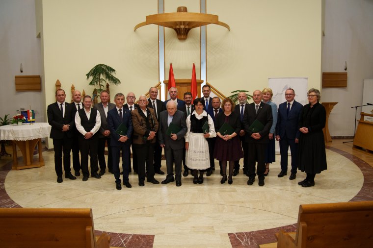 Székelyföldi „lámpás emberek” kapták meg a magyar állami kitüntetést
