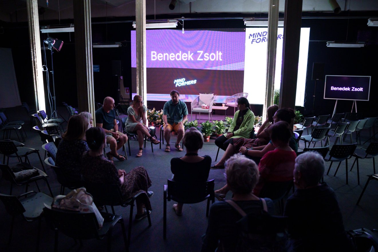 A szervezők szerint a MindFormers tudomány, a művészet és a közösségi alkotás találkozási pontját kívánja megteremteni