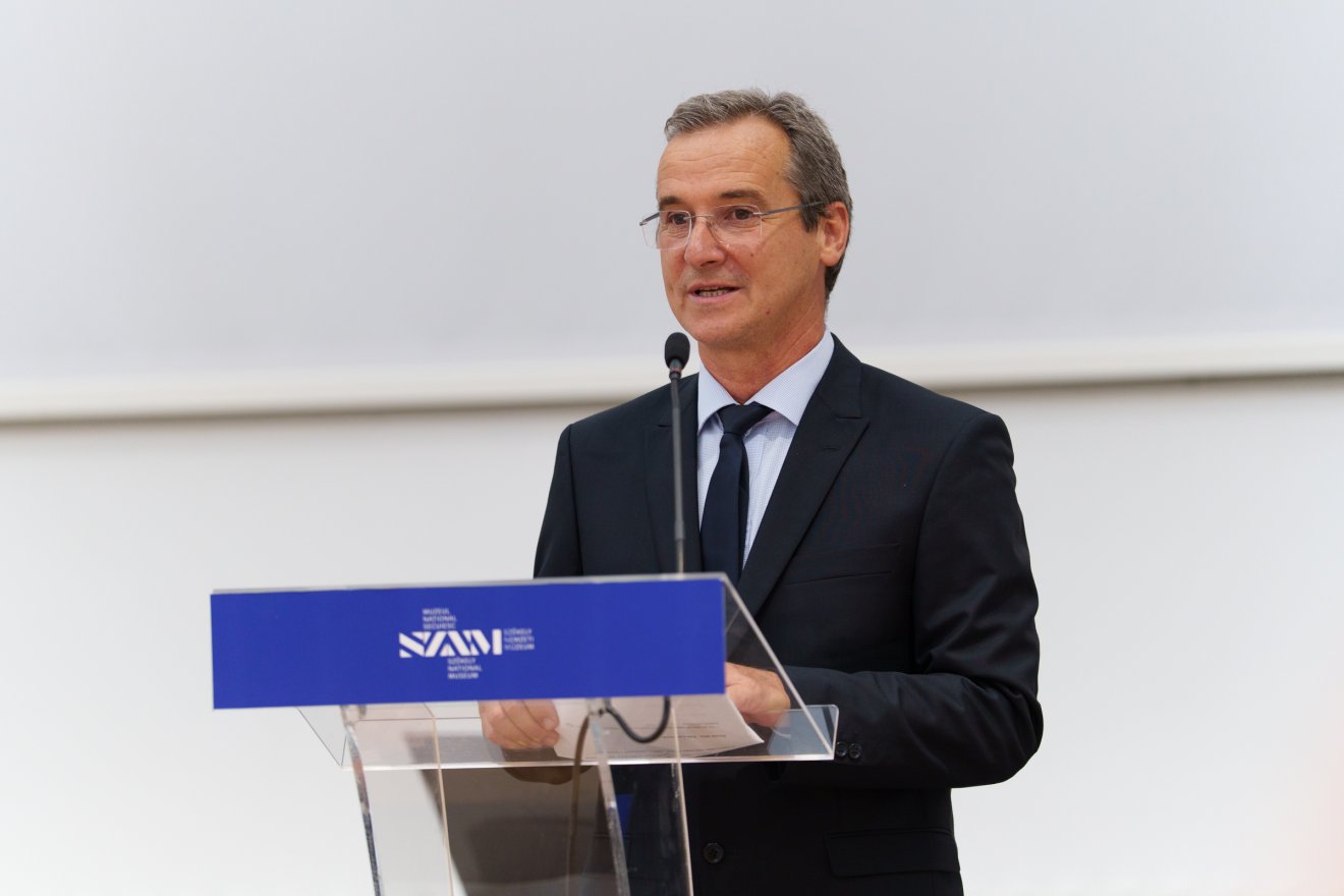 Vargha Mihály, a Székely Nemzeti Múzeum igazgatója a jubileumi év meghatározó eseményeiről beszélt •  Fotó: Tuchiluș Alex