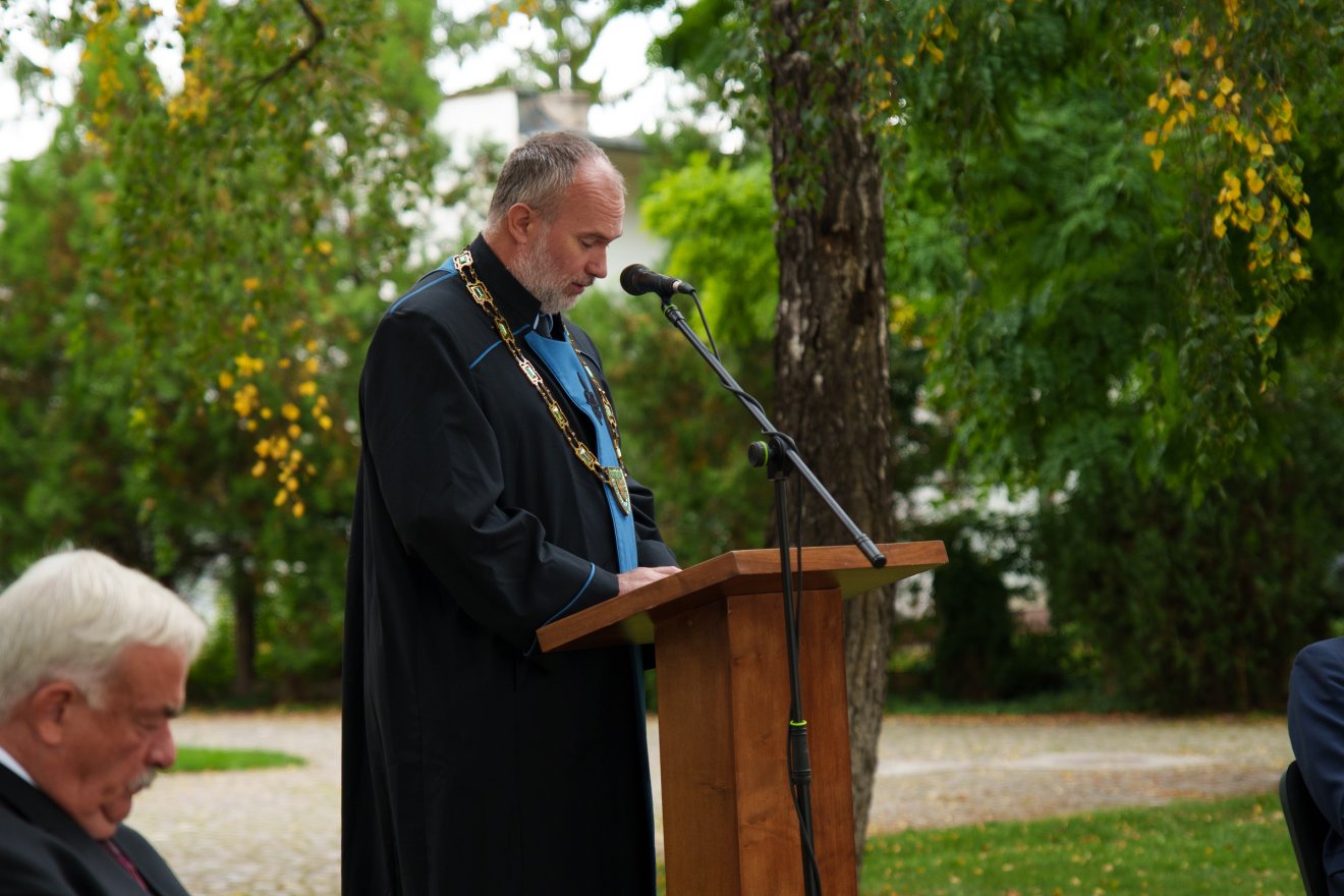 Lengyel Péter, a PTE dékánja bejelentette a sepsiszentgyörgyi művészeti oktatás külön intézménybe való átszervezését •  Fotó: Tuchiluș Alex