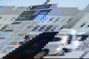 Nem lezárt történet a sepsiszentgyörgyi digitalizált parkolásfizetés