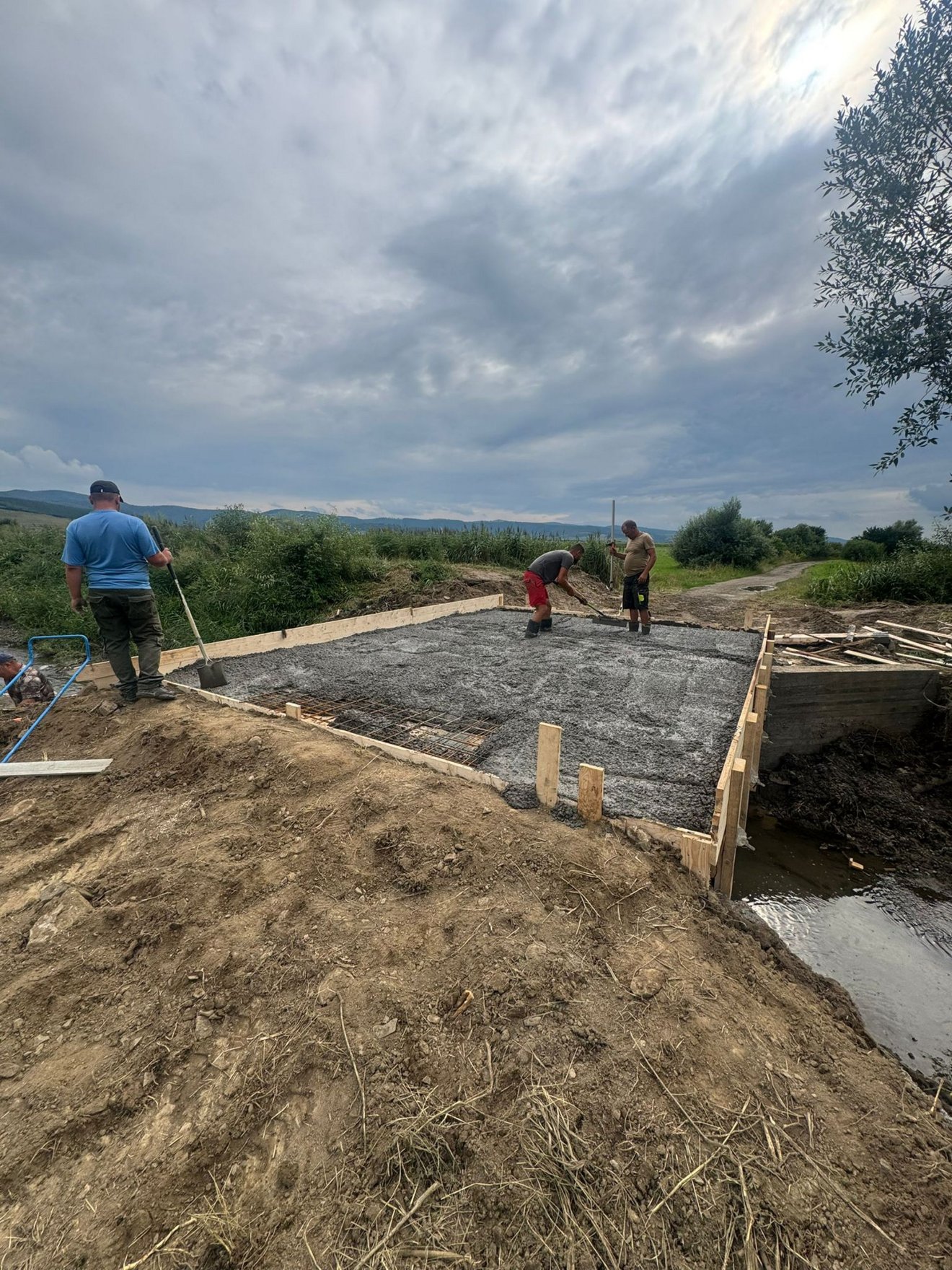 A (majdnem) újjáépített papolci híd &bullet;  Fotó: Kiss Augustin