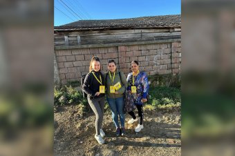 Már egy éve Lábbuszoznak az őrkői roma gyerekek