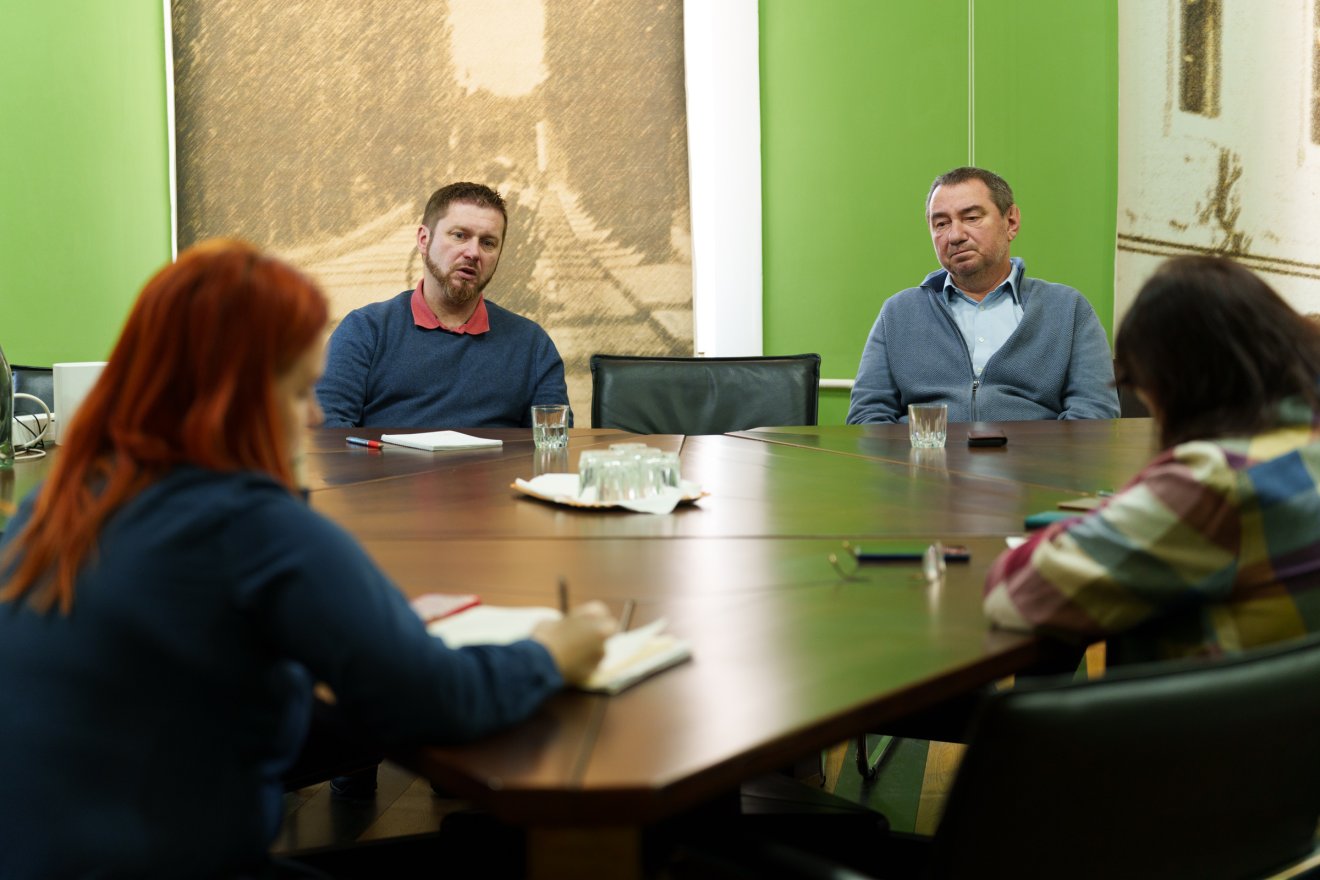 Országos szinten is kevés, vagy drága a dohánygyárhoz hasonló nagy kiállítófelülettel rendelkező létesítmény – hangzott el •  Fotó: Tuchiluș Alex