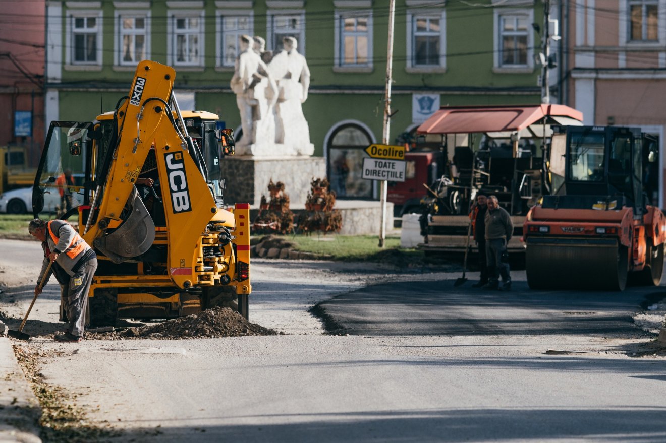 Hosszú ideje várják Barót város lakói a Kossuth Lajos utca aszfaltozását •  Fotó: Benedek Huszár János/Facebook
