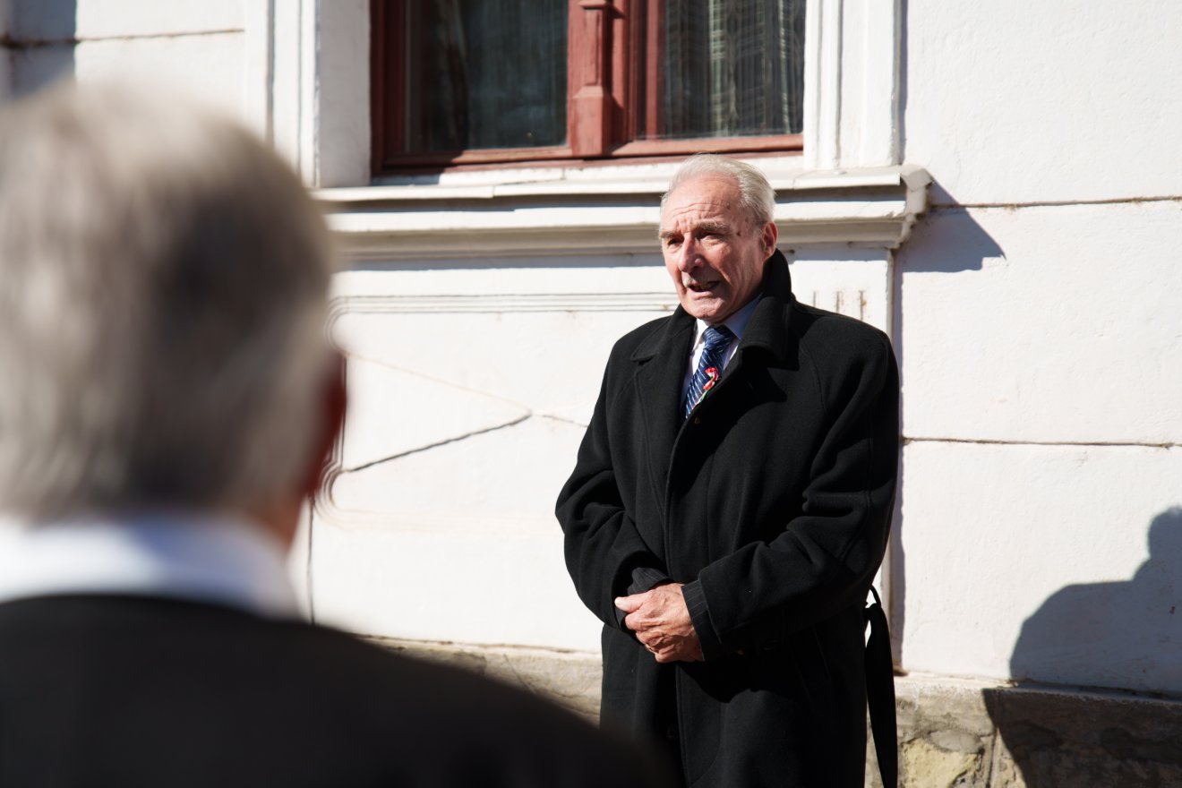 Zsók Lászlót 17 évesen ítélték hat év börtönre,  mert szimpatizált a forradalmi eszmékkel. Három és fél év után amnesztiával szabadult •  Fotó: Tuchiluș Alex