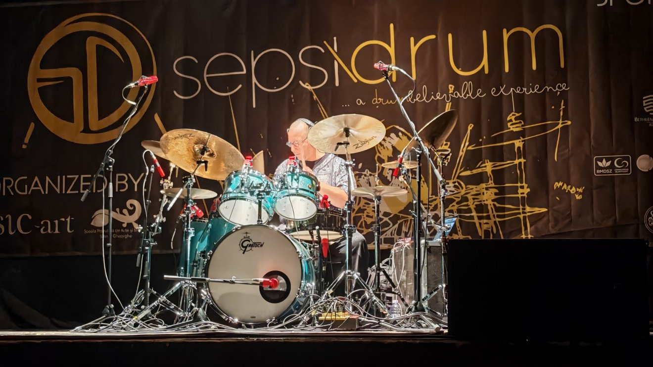 Borlai Gergpő leckehangversenye mindenkinek élményszámba ment •  Fotó: Sepsi Drum/Facebook