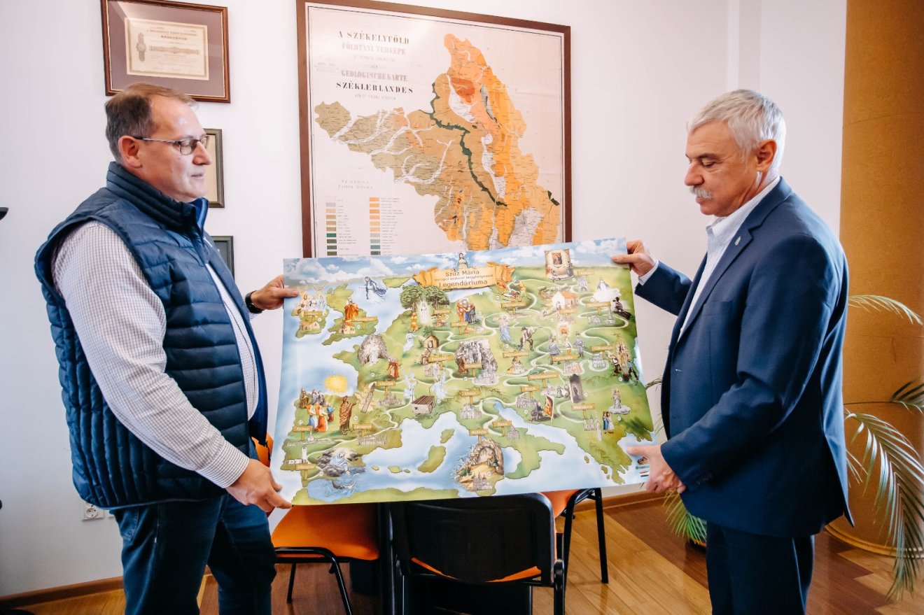 Növelik az 
útvonal láthatóságát, kiépítik a jelzéseket, karbantartják az utat •  Fotó: Kovászna Megye Tanácsa