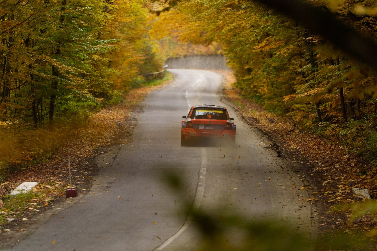 Októberben a 11C jelzésű országúton szervezték meg a Tess Rally egyik szakaszát is •  Fotó: Tuchiluș Alex