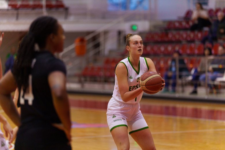 Idegenben nyerte meg a rangadót, tovább üldözi az éllovast a Sepsi-SIC