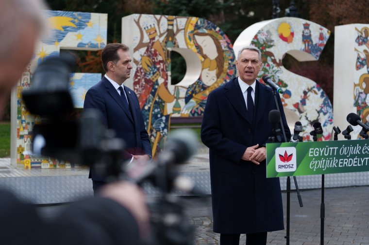 Nem kis ajándékkal érkezett Sepsiszentgyörgyre Lázár János miniszter