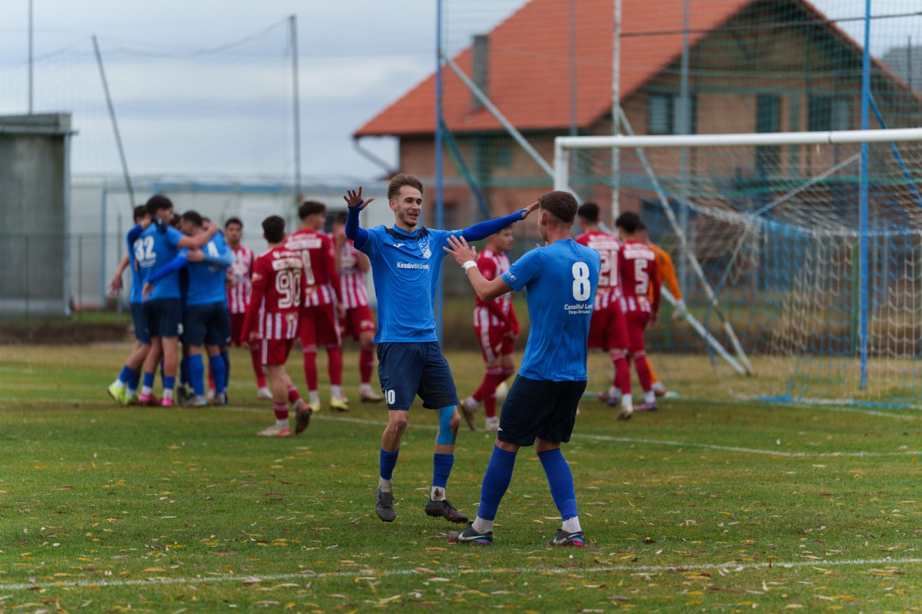 Kézdi gólöröm. Magabiztosan győzték le háromszéki riválisukat •  Fotó: Tuchiluș Alex
