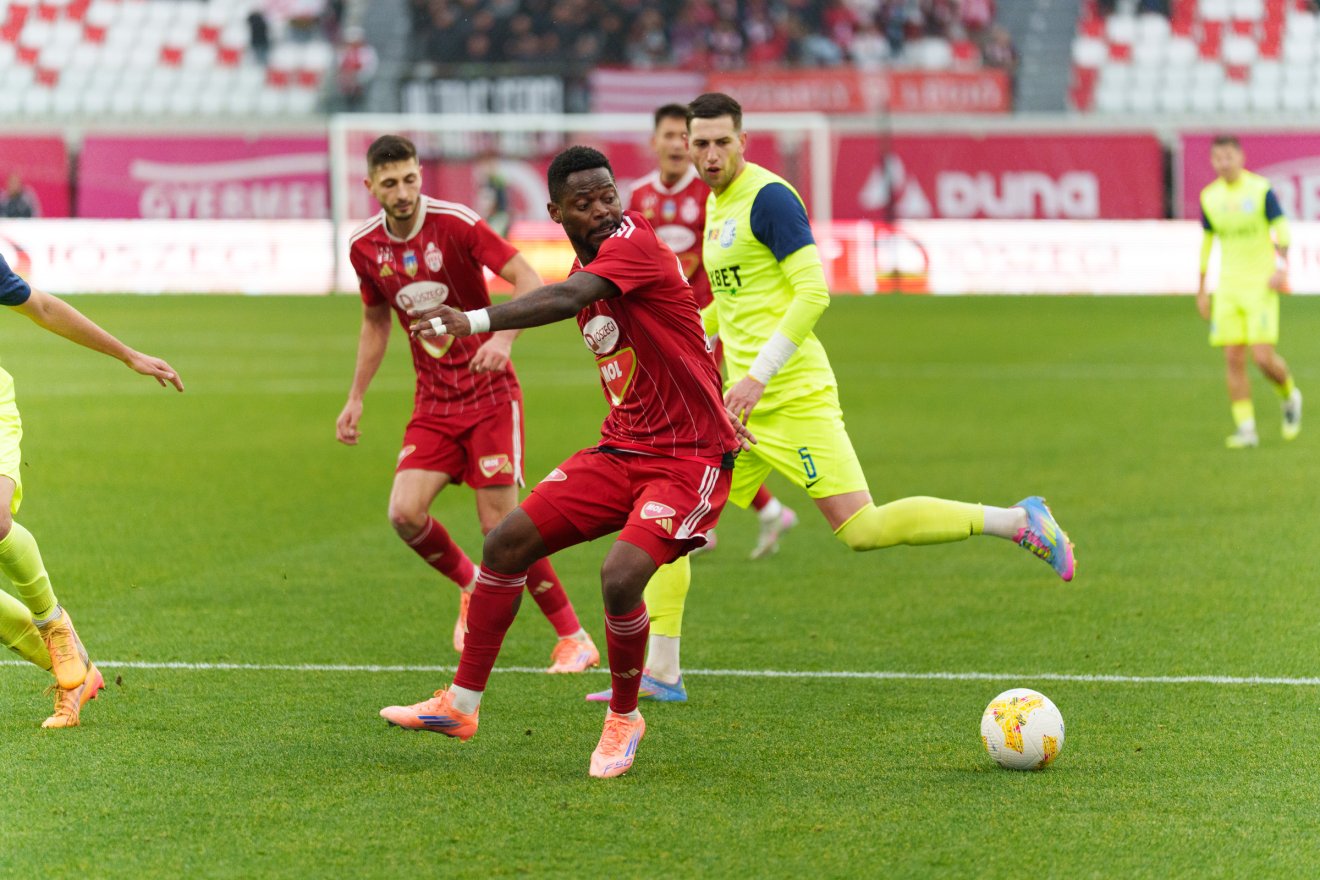 &bullet;  Fotó: Tuchiluș Alex