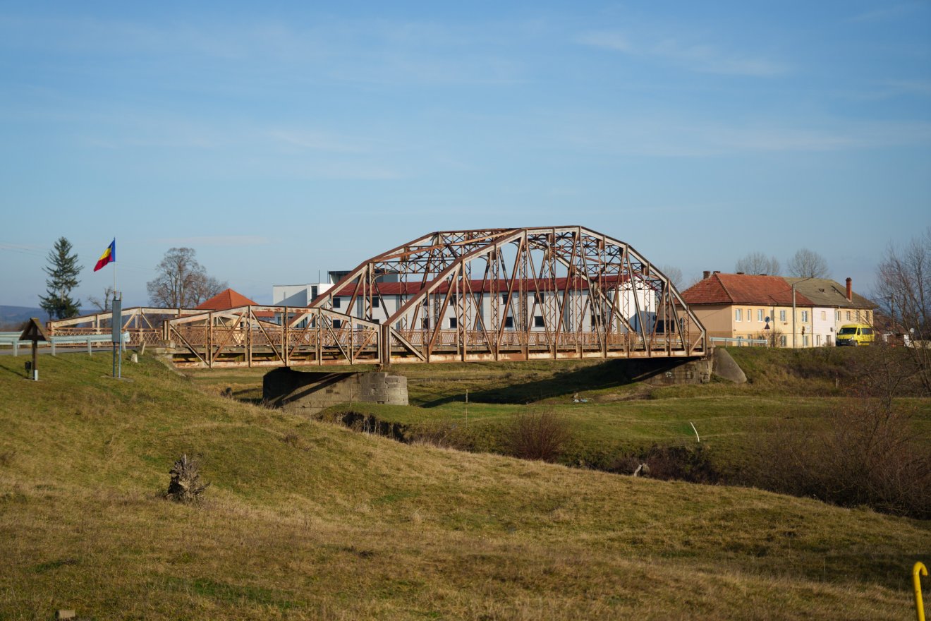 A jelenlegi híd építésének idejéről eltérőek az adatok •  Fotó: Tuchiluș Alex