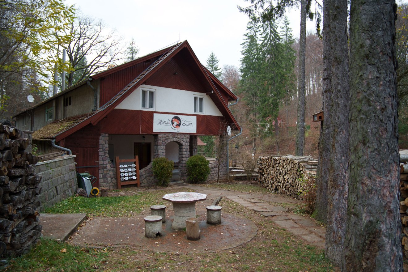 A Rókavár erdei iskola egész évben népszerű célpontja a diákcsoportoknak. •  Fotó: Tuchiluș Alex