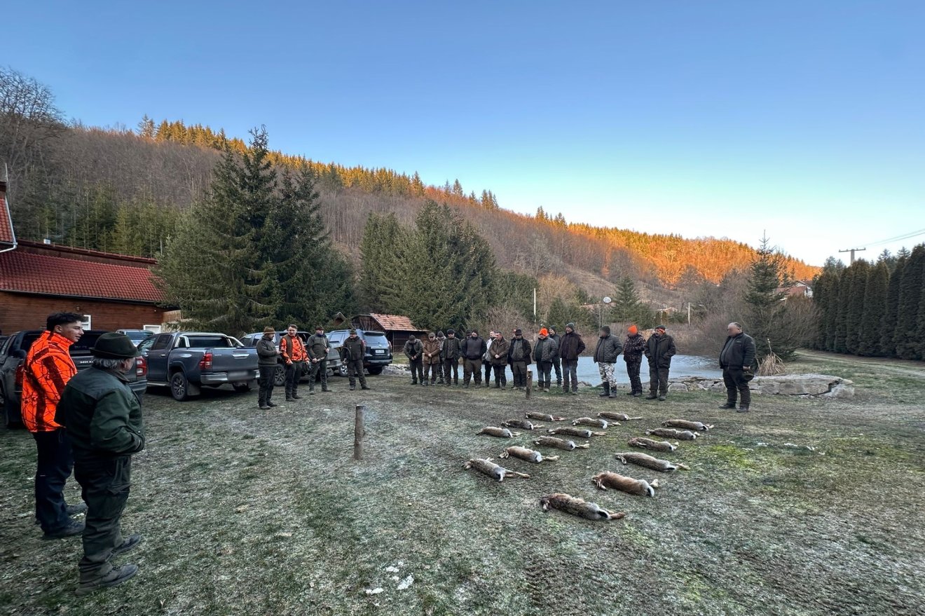 Az adományozók összesen 15 ezer lejt gyűjtöttek össze, a pénzzel a megyei kórház gyermekosztályát támogatják • Fotó: Noda-Scurtu Tamás