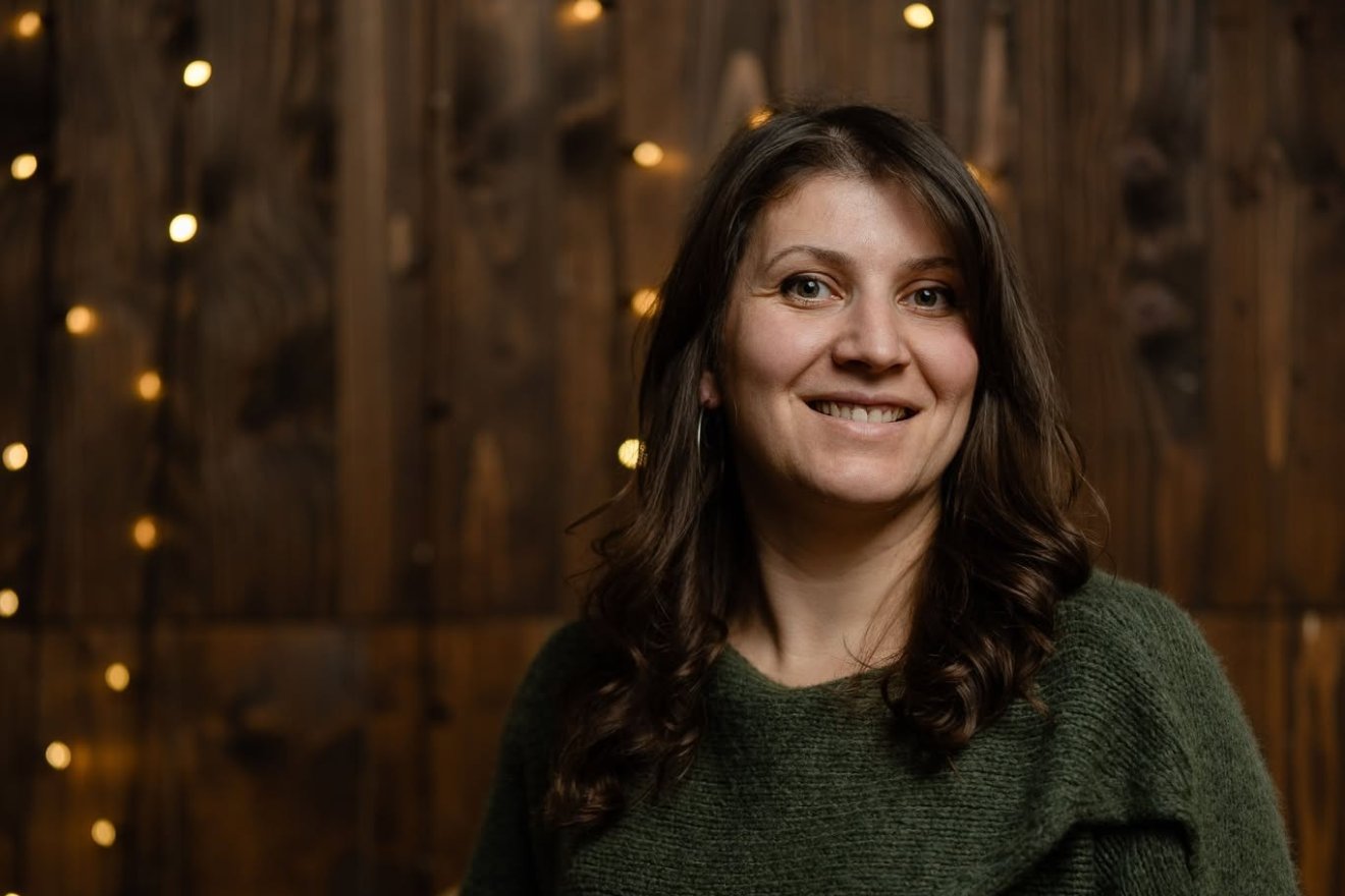 Langer Rozália szociológus, mentálhigiénés szakember, mindfulness-oktató &bullet;  Fotó: Bedő Andor