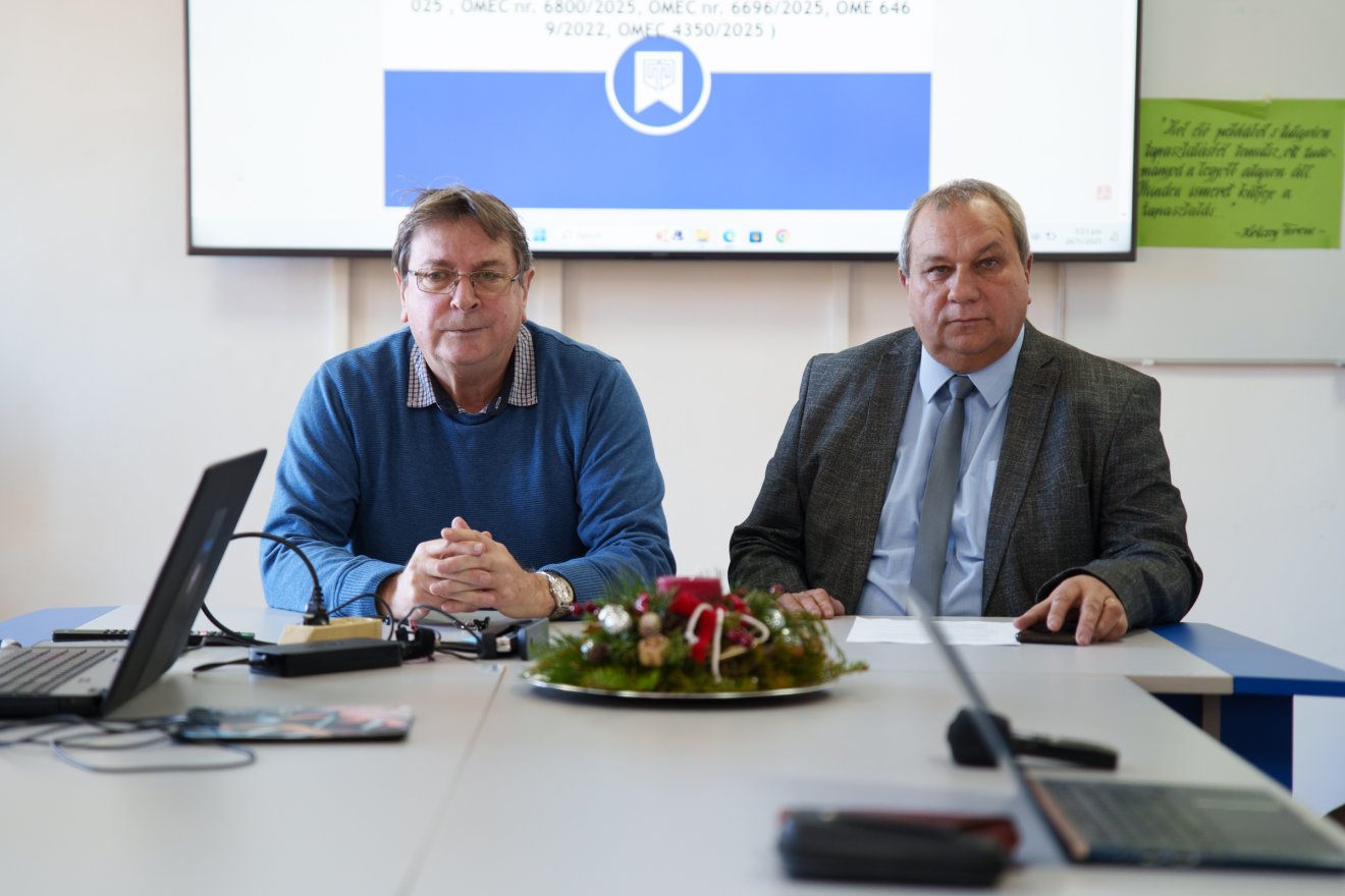 Az új oktatási forma benne van az új tanügyi törvényben – már egy éve alkalmazni kellett volna – mostanra elkészült az alkalmazási útmutató, a kerettanterv és a tanév ütemterve is • Fotó: Tuchiluș Alex