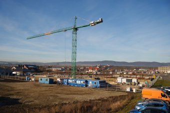 Készül az alap, hamarosan kiemelkedik a földből Sepsiszentgyörgy új jégcsarnoka