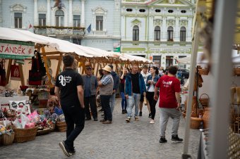 Szíves mézeskalács, gyerekeknek szóló űrmissziók – végéhez közeledik a Sokadalom