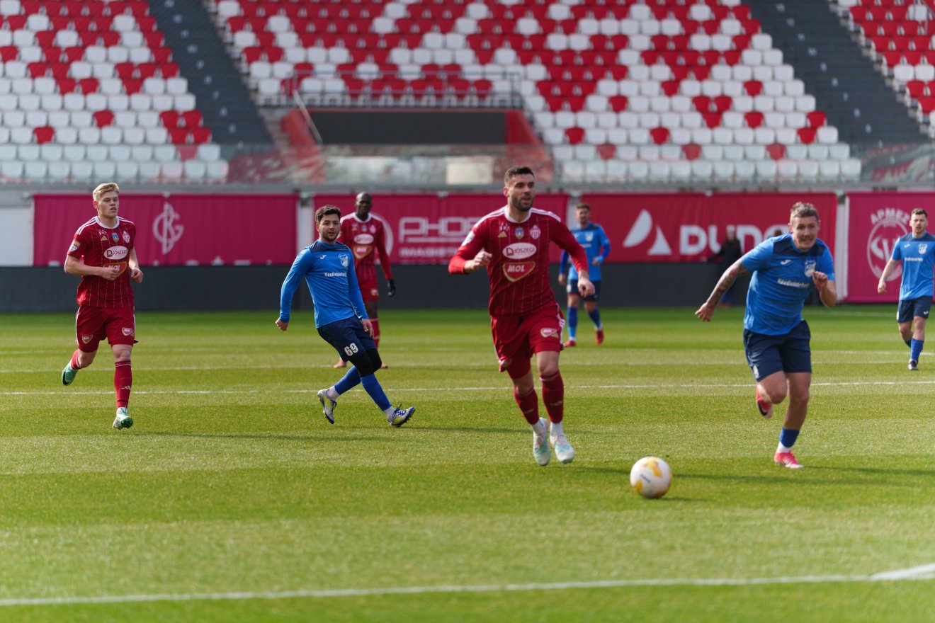 &bullet;  Fotó: Tuchiluș Alex