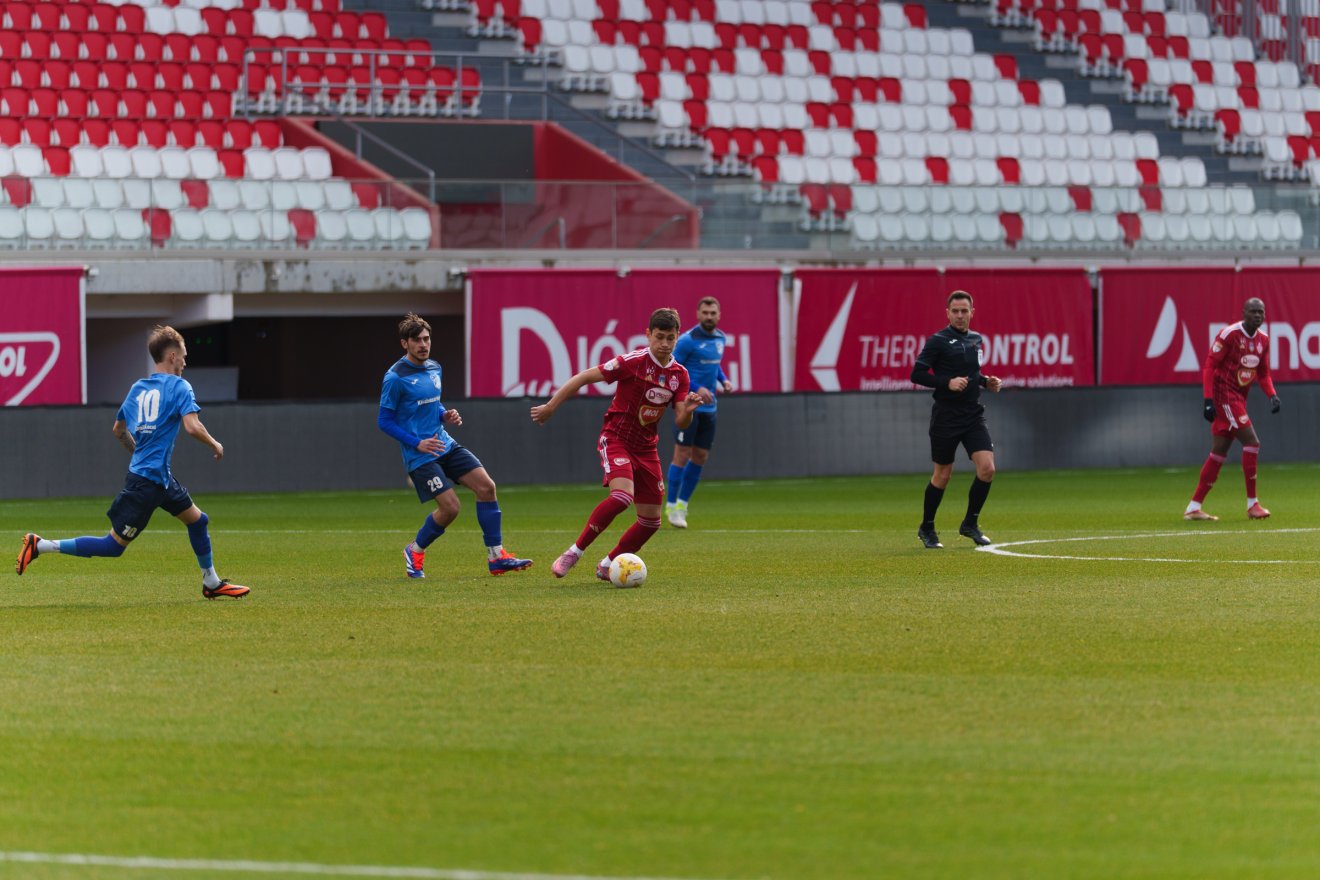 &bullet;  Fotó: Tuchiluș Alex