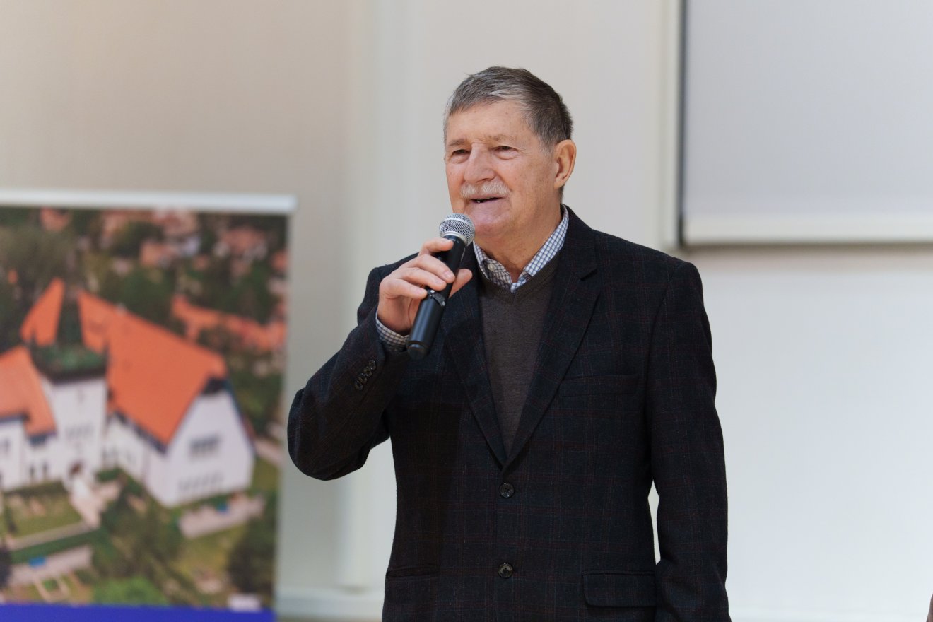 Pozsony Ferenc évtizedes kutatómunkájának sűrítménye a most megjelent kötet &bullet;  Fotó: Tuchiluș Alex