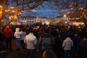 Tüntetés Kézdivásárhelyen: az adóemelés úgy jött rá a drágulásokra, mint „tortára a cseresznye”