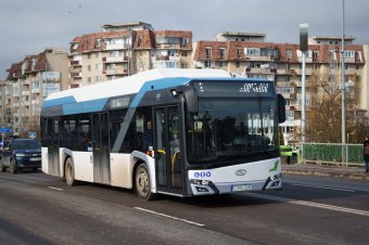 Sepsiszentgyörgy tömegközlekedésében jól jön az elektromos flotta a gázolajár ellen