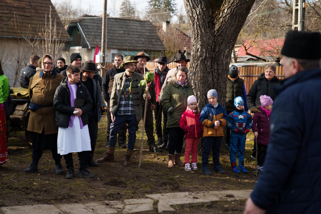 A község iskolásai és tanárai aktívan részt vettek az eseményekben &bullet;  Fotó: Tuchiluș Alex