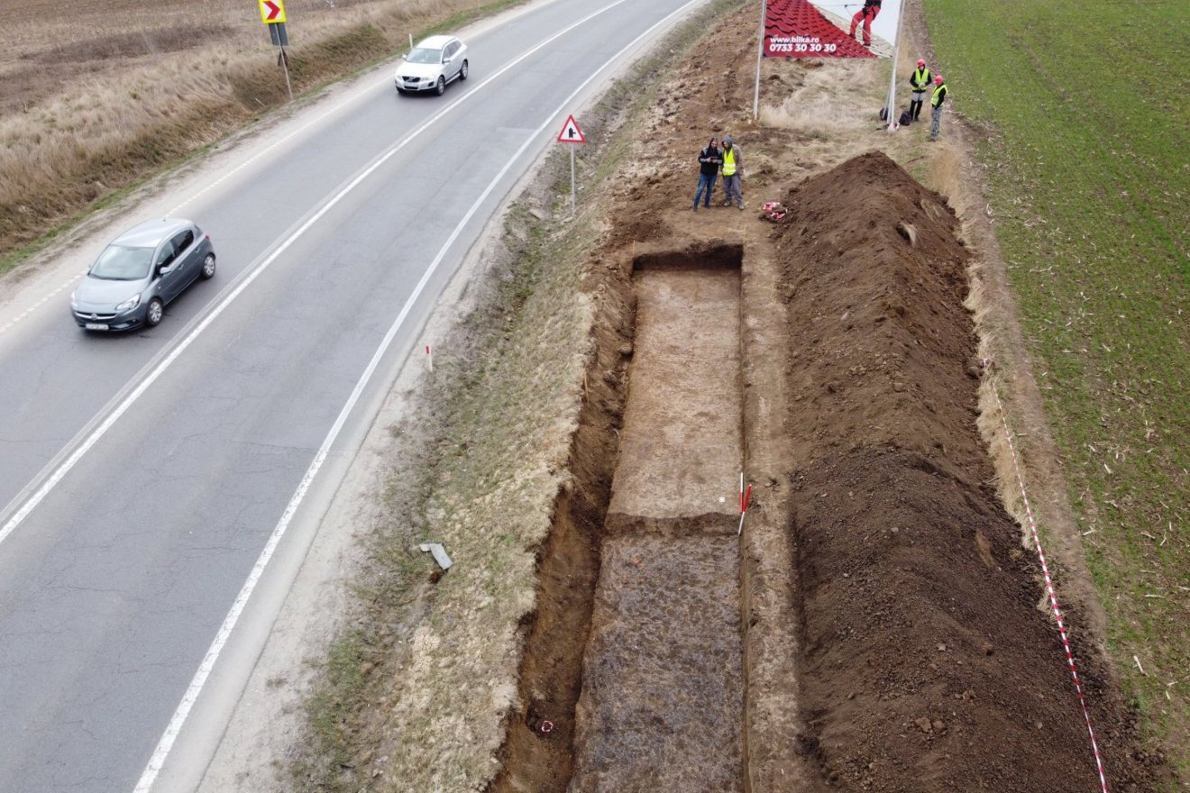 Árkos Vásártető nevű részén, Sepsiszentgyörgy közelében találtak rá a leletre &bullet;  Fotó: Keleti Kárpátok Múzeuma/Facebook