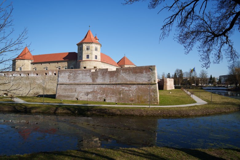Ismét ragyogni fog Erdély látványossága