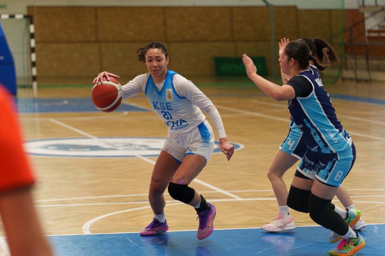 Megküzdöttek a győzelemért a bajnoki elődöntőben a KSE kosarasai