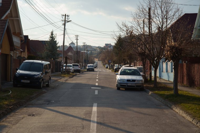 A Fülemüle utcát is feltörik, de megéri: tavaszi munkálatok Sepsiszentgyörgyön