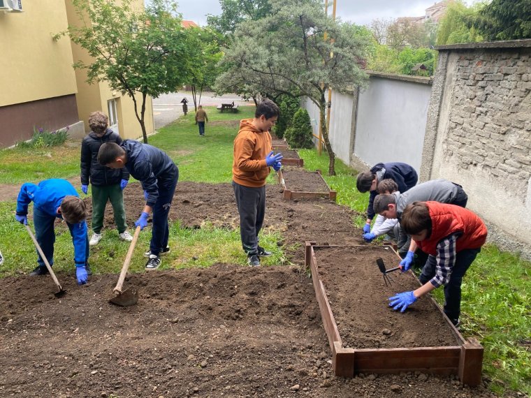 Meglepetés is várja a gyerekeket az idei Kiskertészek programban