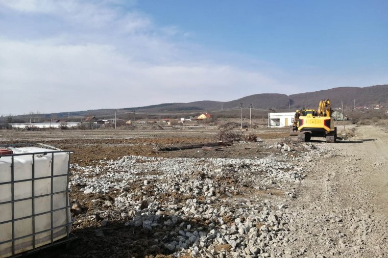 Elfogyott a finanszírozás: elakadt a tyúkfarm helyére tervezett fejlesztés Sepsiszentgyörgyön